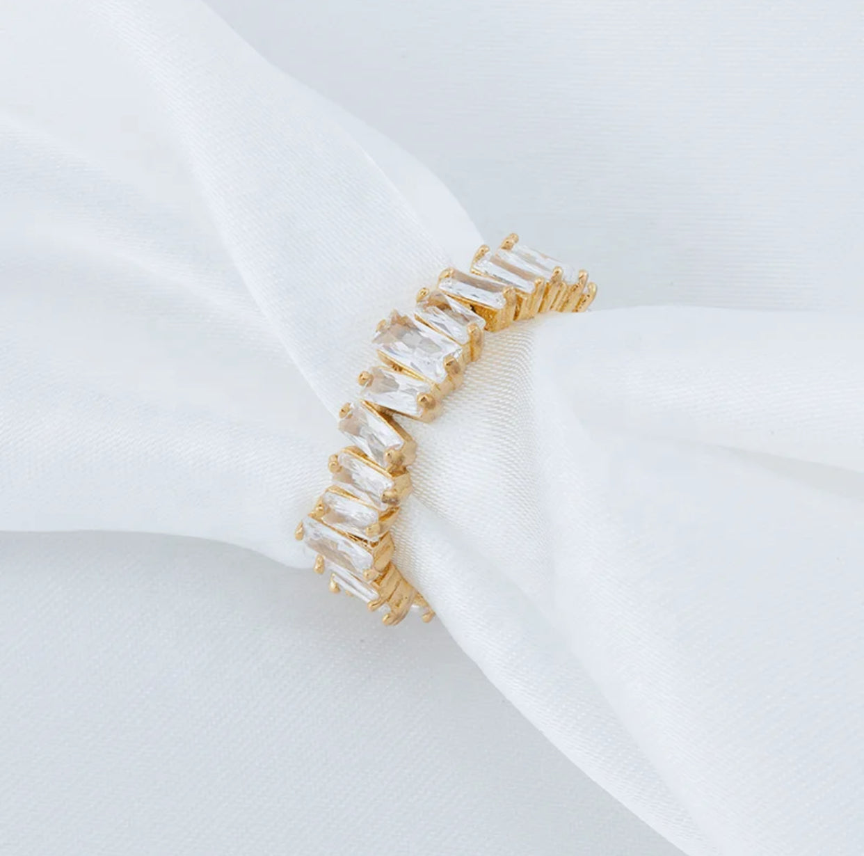 Rock Solid Baguette Ring | Gold